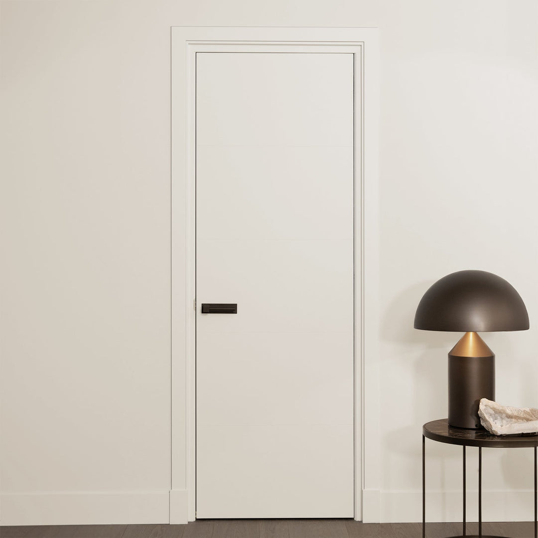 Ivory lak primer - SHADES by Eric Kuster